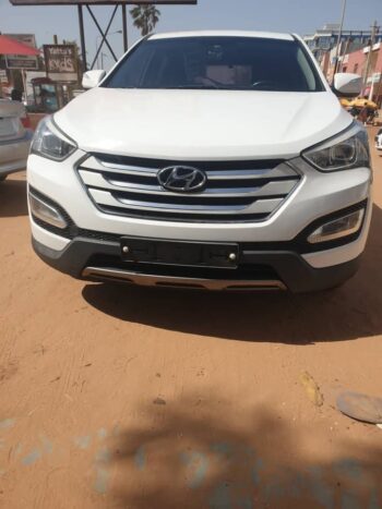 Hyundai Santafe - Image 2