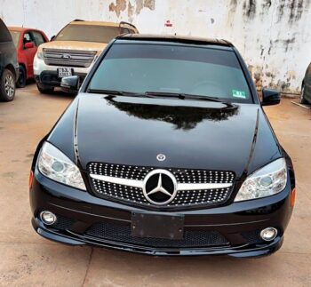 Mercedes Benz C300 4Matic